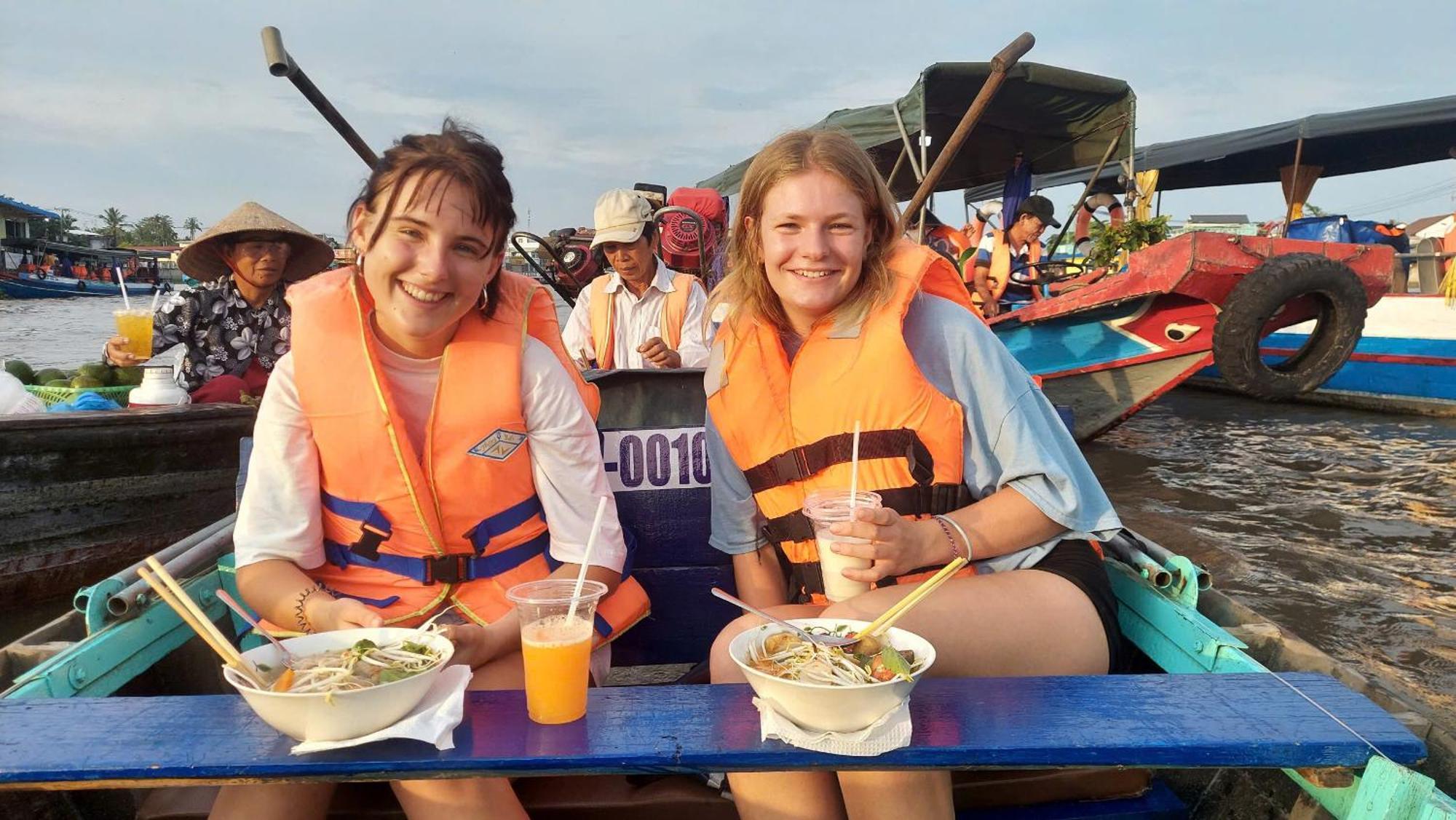 K2 Homestay & Coffee เกิ่นเทอ ภายนอก รูปภาพ
