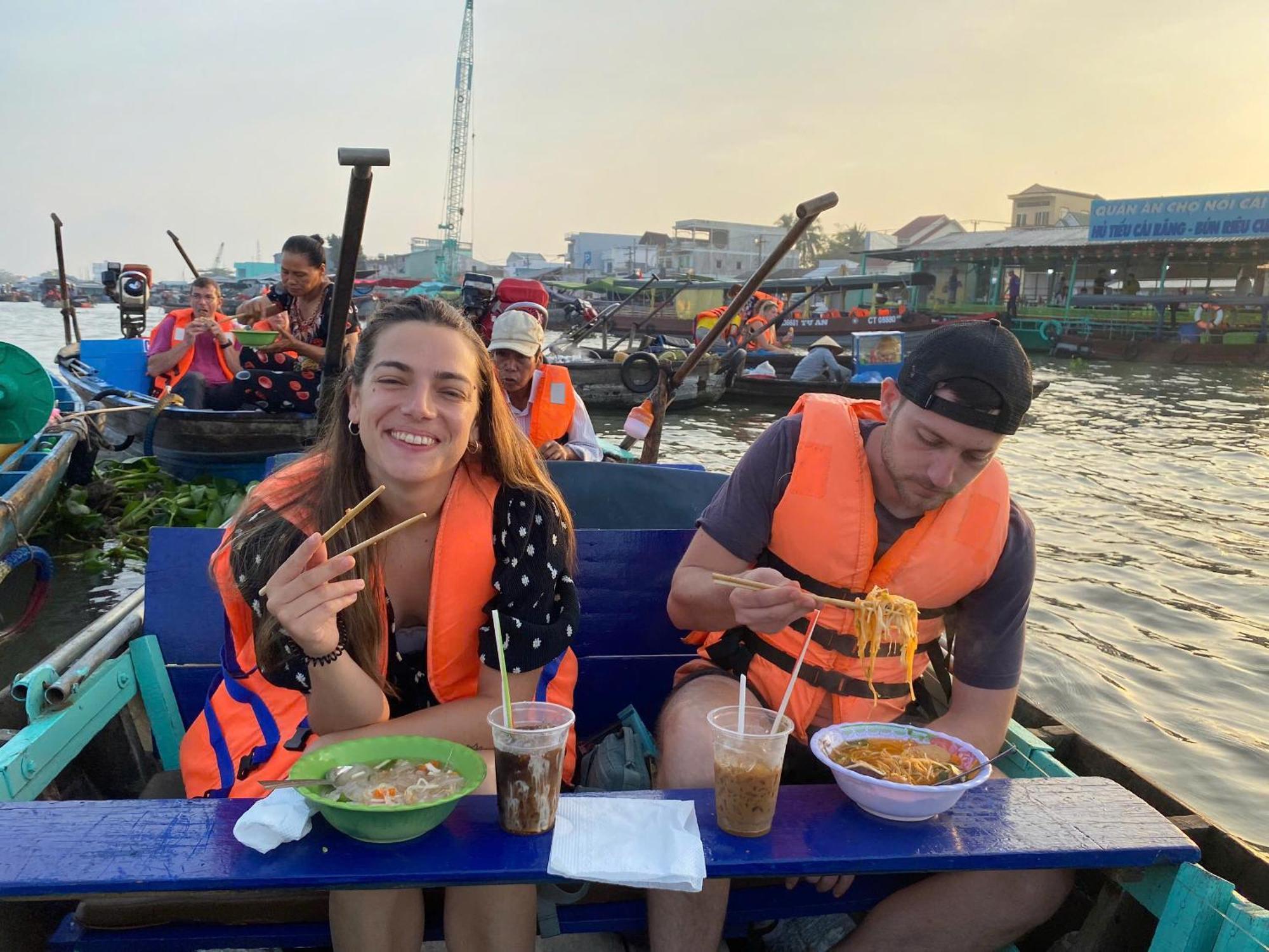 K2 Homestay & Coffee เกิ่นเทอ ภายนอก รูปภาพ